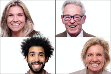 Bir grup beyaz arka plan önünde insan