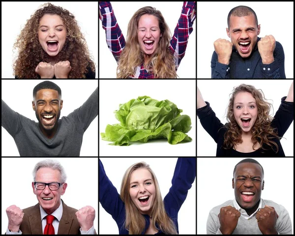 Pessoas alegres rodeadas de comida saudável — Fotografia de Stock