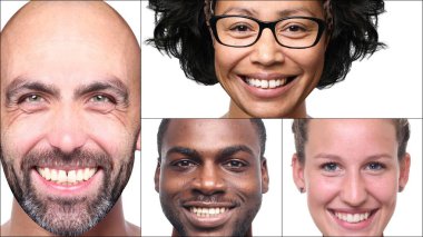 Güzel, mutlu bir grup insan beyaz bir arkaplan önünde kolaj yapıyor.