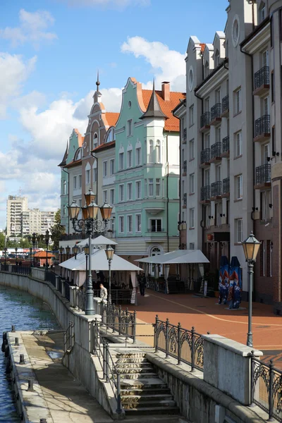 Ethnographic and trade center, embankment of the Fishing Village in Kaliningrad, Russia — Stock Photo, Image