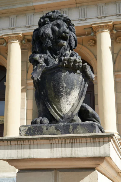 Rzeźba lwa. Kaliningrad — Zdjęcie stockowe