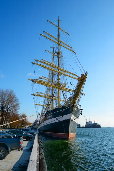 Russian Navy sail training ship "Kruzenshtern" — Stock Photo, Image