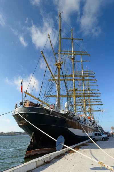 Segelschulschiff der russischen Marine "Kruzenshtern" — Stockfoto