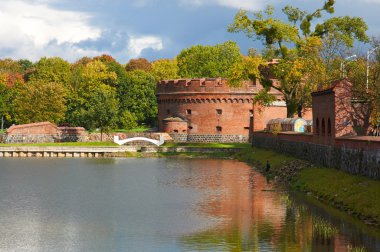 eski askeri tahkimat. Kaliningrad