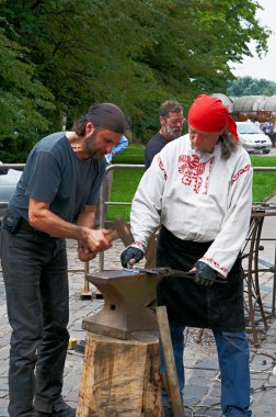 sanatsal dövme metal festivali