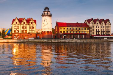 Etnografik ve Ticaret Merkezi, Kaliningrad, Rusya balıkçı köyü çıkabilir