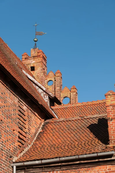 Střecha kostela svatého Jiří v pravdinsk (dřívější friedland) — Stock fotografie