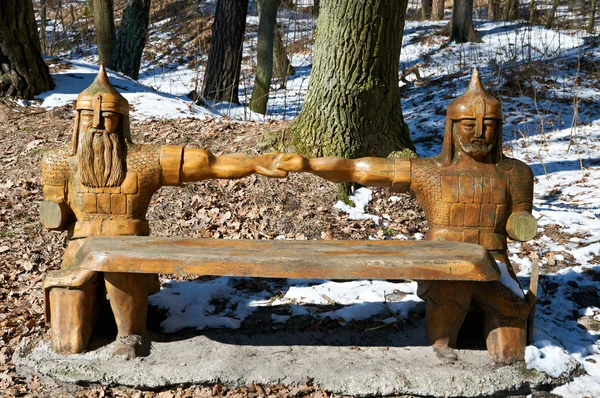 Carved bench. Svetlogorsk — Stock Photo, Image