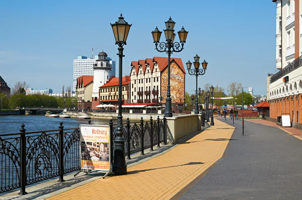 Wioska rybacka. etnograficzne i centrum handlowe w Kaliningradzie. Rosja — Zdjęcie stockowe