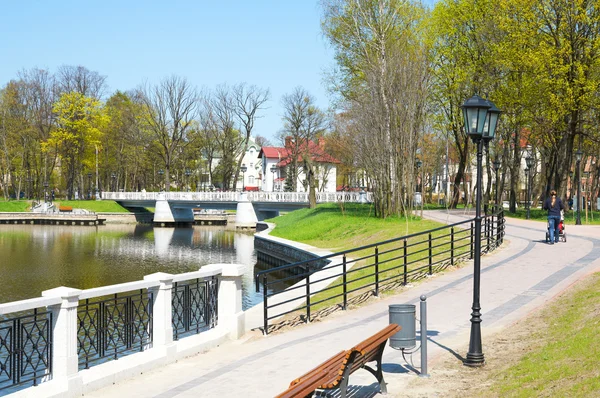 Nábřeží horního rybníka. Kaliningrad — Stock fotografie