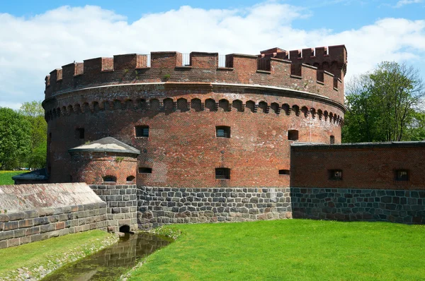 Vecchia fortificazione militare. Kaliningrad — Foto Stock