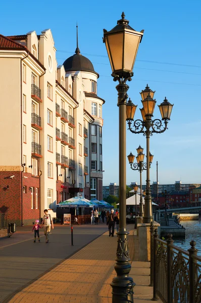 Ethnographic and trade center, embankment of the Fishing Village in Kaliningrad, Russia. — Stock Photo, Image