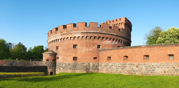 Staré vojenské opevnění. Kaliningrad — Stock fotografie