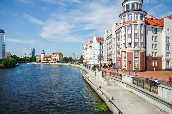 Ethnographic and trade center, embankment of the Fishing Village in Kaliningrad, Russia. — Stock Photo, Image