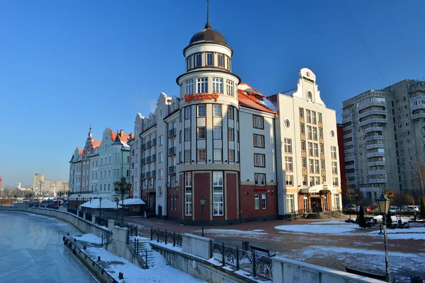 Nábřeží rybářské vesnice. Kaliningrad, Rusko — Stock fotografie