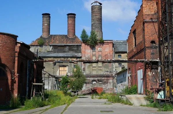 KALININGRAD, RUSSIA - JUNE 27, 2011: Territory of the German former brewery "Ponarth" in Kaliningrad — Stock Photo, Image