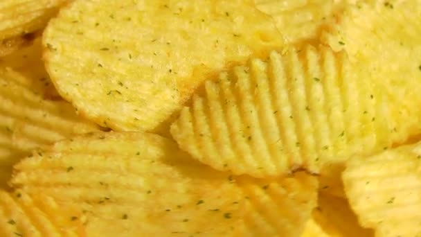 Chipsy ziemniaczane — Wideo stockowe