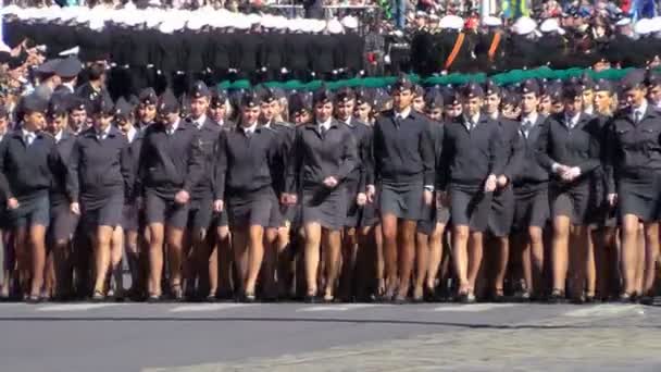 Desfile cerimonial em Kaliningrado — Vídeo de Stock
