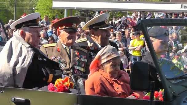 Ceremoniële parade in kaliningrad — Stockvideo