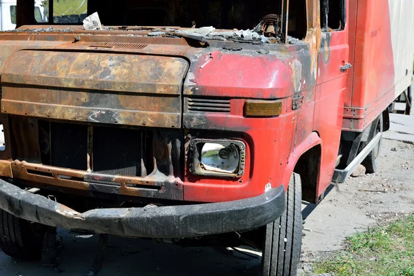 Abbandonato bruciato auto — Foto Stock