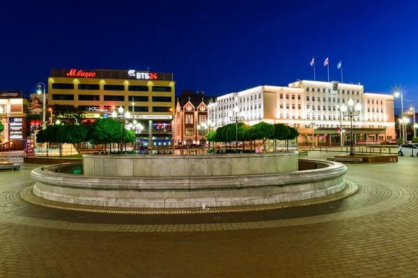 Seger (pobedy) torget i kaliningrad Stockbild