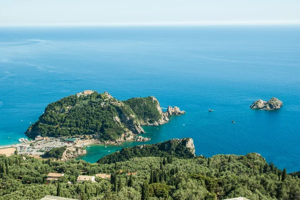 驚くべきビーチ ギリシャのケルキラ島 — ストック写真