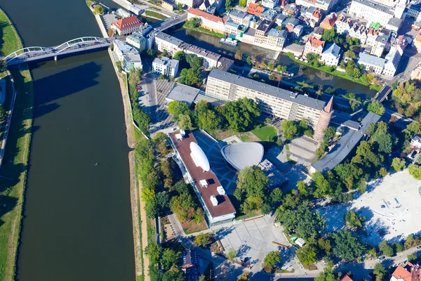 Letecký pohled na předměstí města opole — Stock fotografie