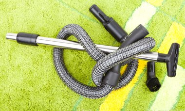 Elektrikli süpürge borusu düğüm