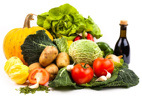 Fresh vegetables isolated on white background — Stock Photo, Image
