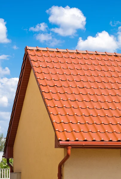 New red roof tiles — Stock Photo, Image