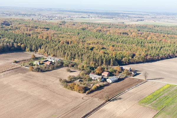 Вид с воздуха на сельский пейзаж в Польше — стоковое фото