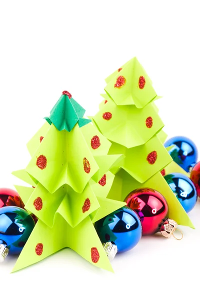 紙で作られたクリスマスツリー — ストック写真