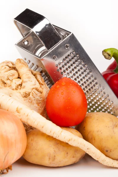 Produtos hortícolas e ralador — Fotografia de Stock