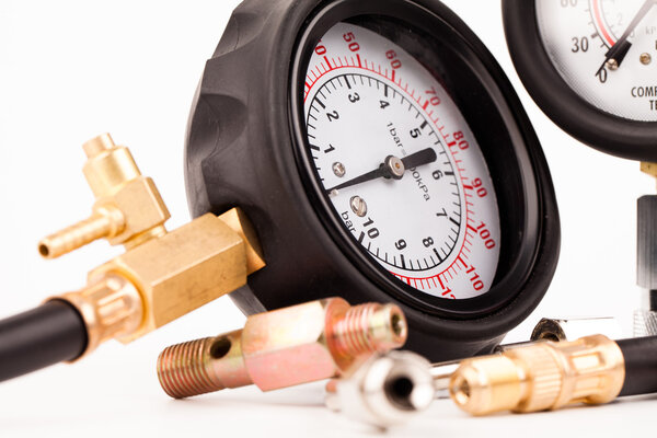 Измерители давления и инструменты
