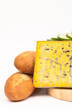 çeşitli peynir türleri