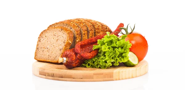 Pane e salsiccia affumicata — Foto Stock