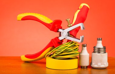 Elektrikçi araçları