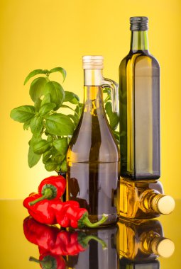 Zeytin yağ şişeleri