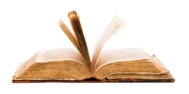 Beyazda izole edilmiş eski kitap