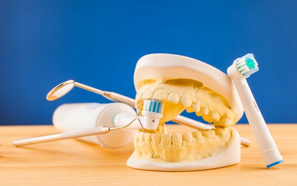 Herramientas de cuidado dental — Foto de Stock