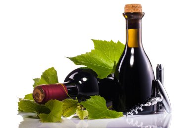 şarap şişesi üzerinde beyaz izole