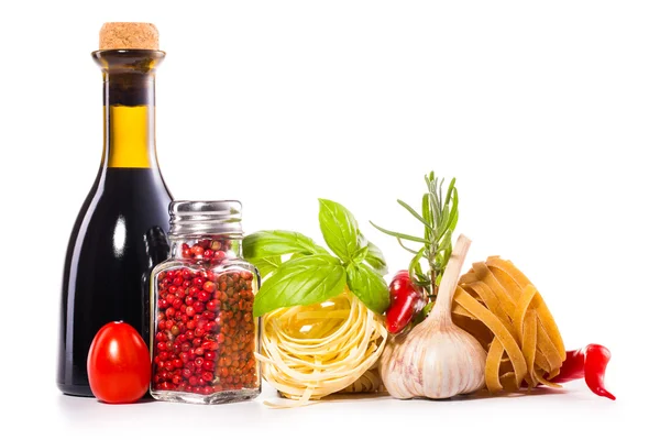 Tomatoes and pasta composition — Stock Photo, Image