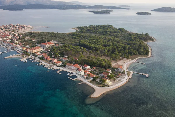 クロアチアの海岸線の空中写真 — ストック写真