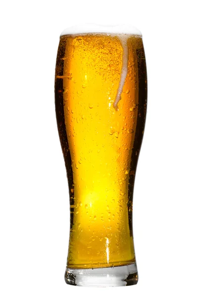 Taza de cerveza aislada en blanco —  Fotos de Stock