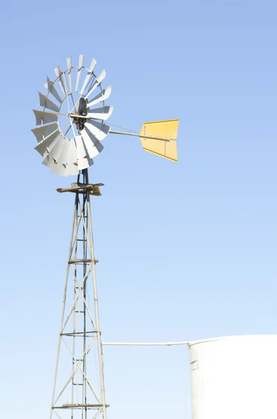 Windmühlen Outback Australien — Stockfoto