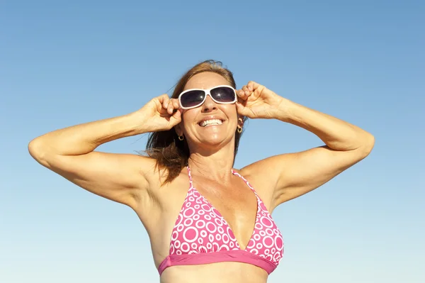 Attractive healthy sporty mature woman — Stock Photo, Image