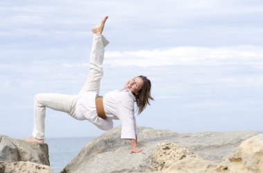 mutlu neşeli kadının aktif emeklilik