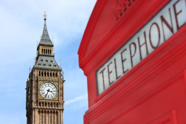 arka planda büyük ben Londra telefon kutusu