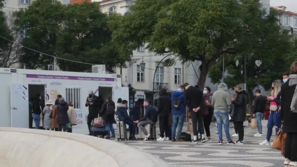 Lisbon Portugal January 2022 People Queue Free Covid Test Rossio — стокове відео