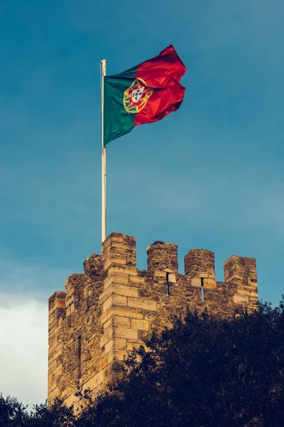Portuguese Flag Old Castle Castelo Sao Jorge Lisbon Portugal — 스톡 사진